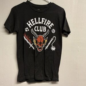 Stranger Things Hellfire Club Graphic T-Shirt Men's Size Small 0037